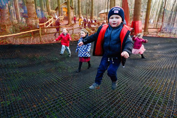 Fforest party December 118