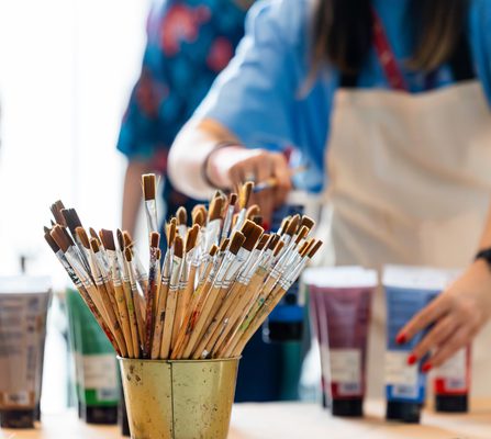 Educational painting classes during art workshops