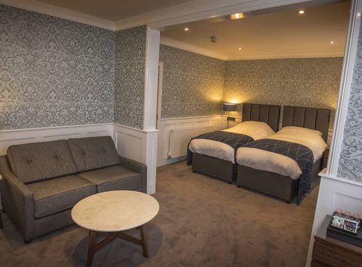 Nextdoor 205roomfulljpg 4ae4423c76b8d20c441201cd57c9330b