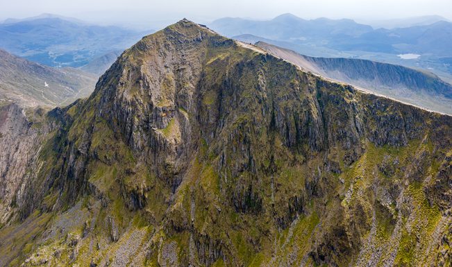 Mount snowdon peak in wales 2025 03 09 04 36 43 utc